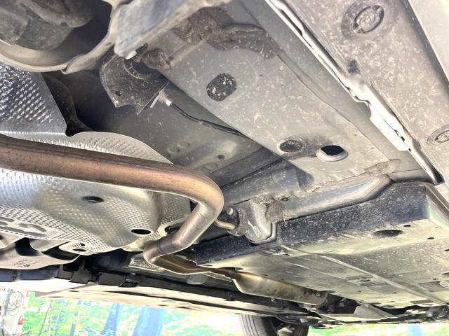 ヤリスクロス ハイブリッドＺ　トヨタセーフティセンス　レーダークルーズ　バックカメラ　ハーフレザーシート　パワーシート　コーナーセンサー　スマートキー　ＬＥＤヘッド　ＥＴＣ２．０　純正１８インチＡＷ　オートハイビーム　禁煙車（22枚目）