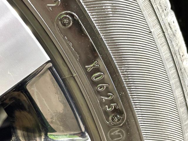 ヤリスクロス ハイブリッドＺ　トヨタセーフティセンス　レーダークルーズ　バックカメラ　ハーフレザーシート　パワーシート　コーナーセンサー　スマートキー　ＬＥＤヘッド　ＥＴＣ２．０　純正１８インチＡＷ　オートハイビーム　禁煙車（27枚目）