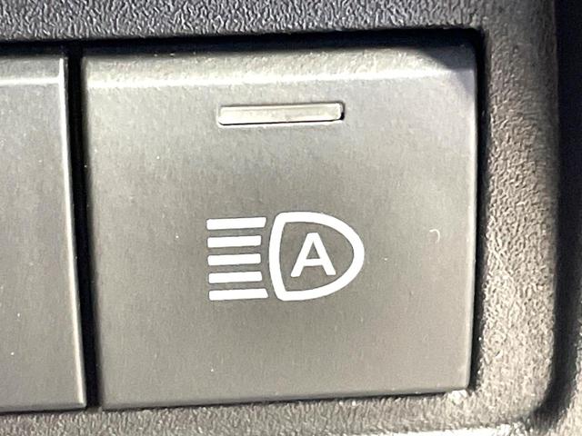 ヤリスクロス ハイブリッドＺ　トヨタセーフティセンス　レーダークルーズ　バックカメラ　ハーフレザーシート　パワーシート　コーナーセンサー　スマートキー　ＬＥＤヘッド　ＥＴＣ２．０　純正１８インチＡＷ　オートハイビーム　禁煙車（38枚目）