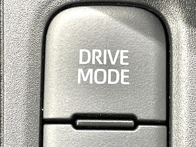 ヤリスクロス ハイブリッドＺ　トヨタセーフティセンス　レーダークルーズ　バックカメラ　ハーフレザーシート　パワーシート　コーナーセンサー　スマートキー　ＬＥＤヘッド　ＥＴＣ２．０　純正１８インチＡＷ　オートハイビーム　禁煙車（40枚目）