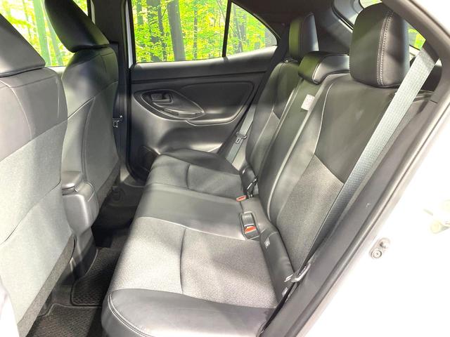 ヤリスクロス ハイブリッドＺ　トヨタセーフティセンス　レーダークルーズ　バックカメラ　ハーフレザーシート　パワーシート　コーナーセンサー　スマートキー　ＬＥＤヘッド　ＥＴＣ２．０　純正１８インチＡＷ　オートハイビーム　禁煙車（50枚目）