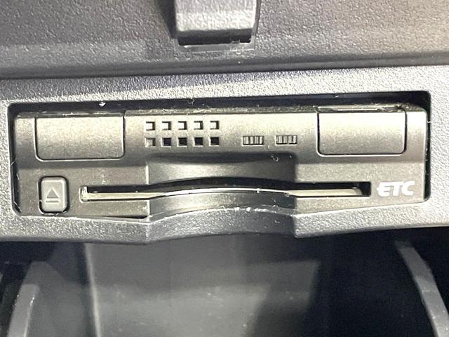 ヴェルファイア ２．５Ｚ　両側電動ドア　純正ＳＤナビ　バックカメラ　禁煙車　コーナーセンサー　スマートキー　ＬＥＤヘッド　ビルトインＥＴＣ　純正１８インチアルミ　オートライト　デュアルエアコン　Ｂｌｕｅｔｏｏｔｈ　ＣＤ（6枚目）