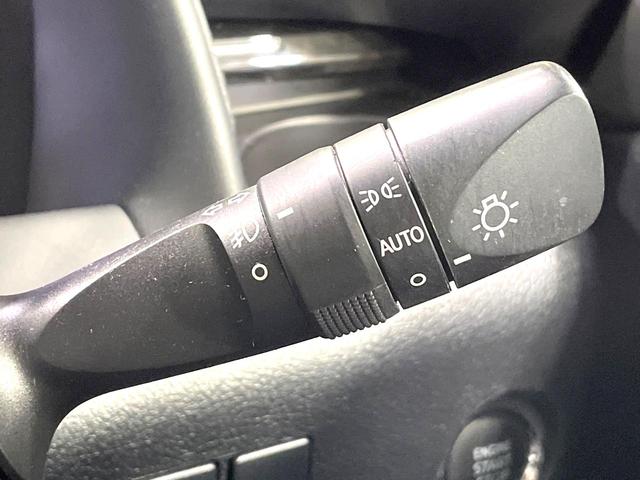 ヴェルファイア ２．５Ｚ　両側電動ドア　純正ＳＤナビ　バックカメラ　禁煙車　コーナーセンサー　スマートキー　ＬＥＤヘッド　ビルトインＥＴＣ　純正１８インチアルミ　オートライト　デュアルエアコン　Ｂｌｕｅｔｏｏｔｈ　ＣＤ（33枚目）