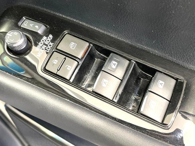 アルファード 2.5S Cパッケージ サンルーフ TRDフルエアロ 両側電動スライドドア 純正SDナビ 後席モニター バックカメラ トヨタセーフティセンス レーダークルーズ 禁煙車 電動リアゲート レザーシート 前席シートエアコン(50枚目)