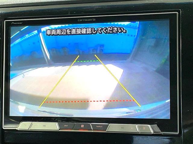 デリカD:5 D パワーパッケージ 4WD ディーゼル(軽油) 両側電動ドア 8インチSDナビ 後席モニター バックカメラ 禁煙車 スマートキー HIDヘッド クルコン 純正18インチアルミ オートエアコン Bluetooth(4枚目)