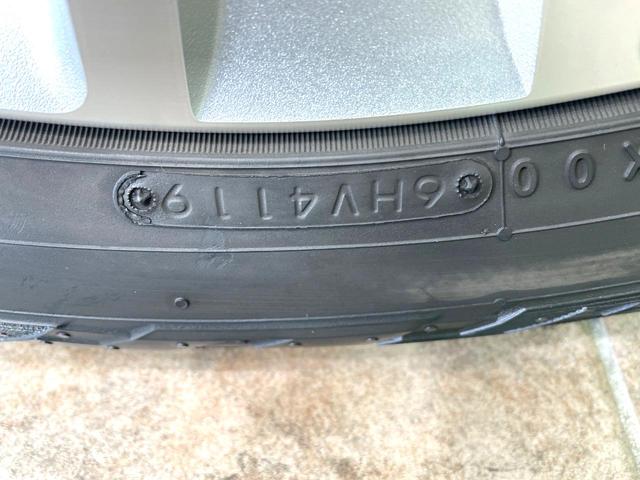 デリカD:5 D パワーパッケージ 4WD ディーゼル(軽油) 両側電動ドア 8インチSDナビ 後席モニター バックカメラ 禁煙車 スマートキー HIDヘッド クルコン 純正18インチアルミ オートエアコン Bluetooth(27枚目)