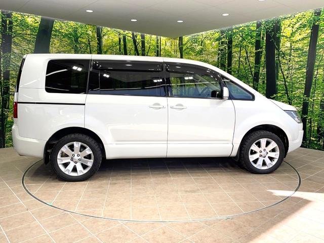 デリカD:5 D パワーパッケージ 4WD ディーゼル(軽油) 両側電動ドア 8インチSDナビ 後席モニター バックカメラ 禁煙車 スマートキー HIDヘッド クルコン 純正18インチアルミ オートエアコン Bluetooth(32枚目)