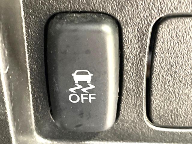 デリカD:5 D パワーパッケージ 4WD ディーゼル(軽油) 両側電動ドア 8インチSDナビ 後席モニター バックカメラ 禁煙車 スマートキー HIDヘッド クルコン 純正18インチアルミ オートエアコン Bluetooth(44枚目)