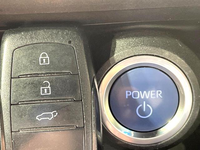 ハリアーハイブリッド Ｇ　純正ディスプレイオーディオ　バックカメラ　トヨタセーフティセンス　レーダークルーズ　禁煙車　電動リアゲート　ハーフレザーシート　パワーシート　コーナーセンサー　ＬＥＤヘッド　純正１８インチアルミ（40枚目）