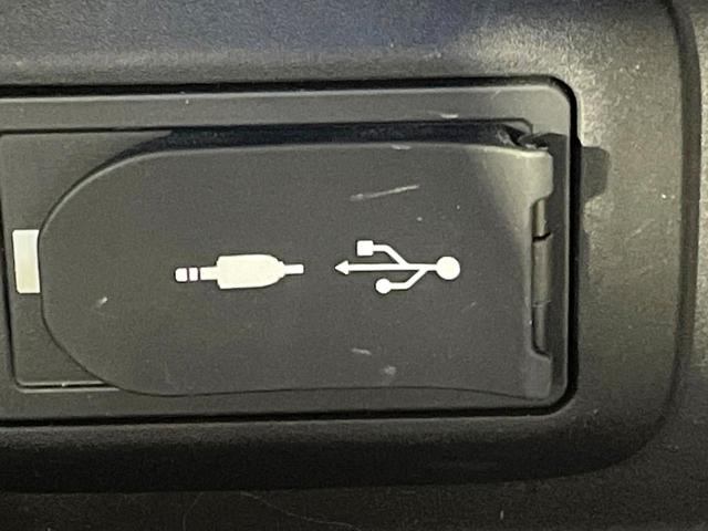 ハリアーハイブリッド Ｇ　純正ディスプレイオーディオ　バックカメラ　トヨタセーフティセンス　レーダークルーズ　禁煙車　電動リアゲート　ハーフレザーシート　パワーシート　コーナーセンサー　ＬＥＤヘッド　純正１８インチアルミ（47枚目）