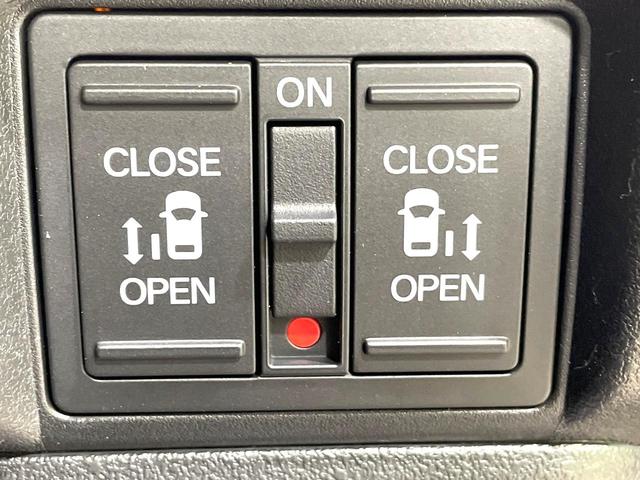 N-BOXカスタム ベースグレード 届出済未使用車 両側電動スライド バックカメラ 衝突被害軽減システム コーナーセンサー スマートキー LEDヘッド 純正14AW オートハイビーム 車線逸脱警報 オートライト オートエアコン(4枚目)