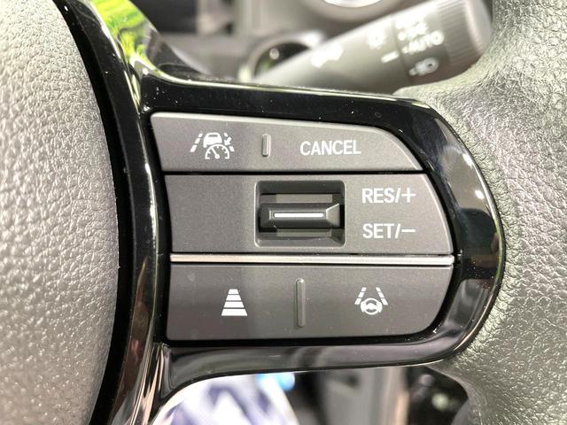 N-BOXカスタム ベースグレード 届出済未使用車 両側電動スライド バックカメラ 衝突被害軽減システム コーナーセンサー スマートキー LEDヘッド 純正14AW オートハイビーム 車線逸脱警報 オートライト オートエアコン(5枚目)