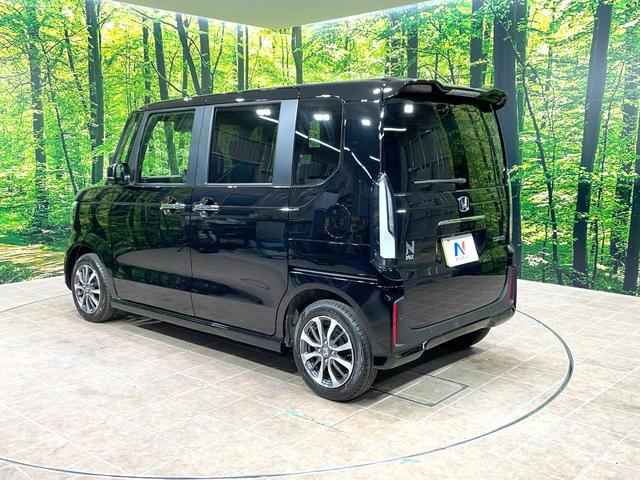 N-BOXカスタム ベースグレード 届出済未使用車 両側電動スライド バックカメラ 衝突被害軽減システム コーナーセンサー スマートキー LEDヘッド 純正14AW オートハイビーム 車線逸脱警報 オートライト オートエアコン(31枚目)