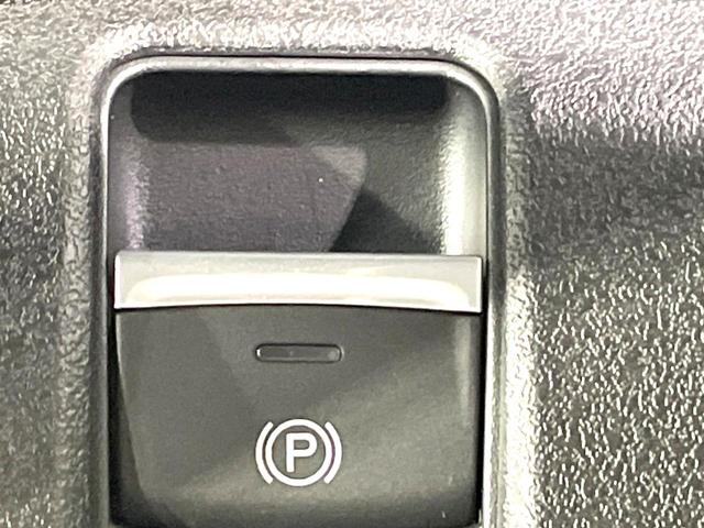 N-BOXカスタム ベースグレード 届出済未使用車 両側電動スライド バックカメラ 衝突被害軽減システム コーナーセンサー スマートキー LEDヘッド 純正14AW オートハイビーム 車線逸脱警報 オートライト オートエアコン(37枚目)