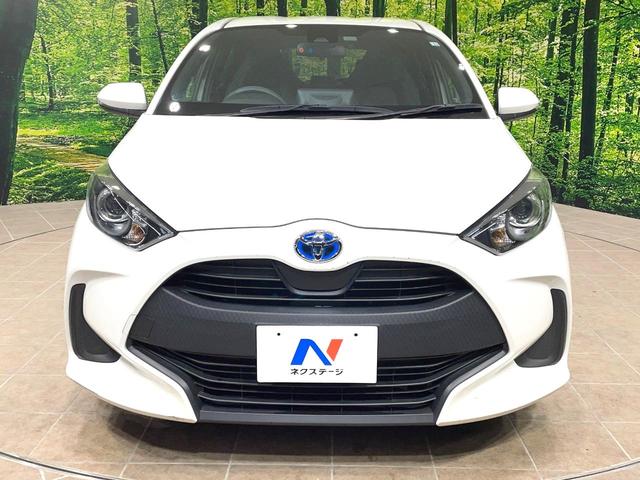 ヤリス ハイブリッドＸ　バックカメラ　８型ディスプレイオーディオ　１００Ｖ電源　トヨタセーフティセンス　レーダークルーズ　禁煙車　ＥＴＣ　オートハイビーム　車線逸脱警報　オートライト　オートエアコン　Ｂｌｕｅｔｏｏｔｈ（14枚目）