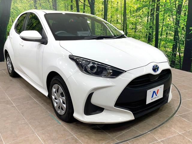 ヤリス ハイブリッドＸ　バックカメラ　８型ディスプレイオーディオ　１００Ｖ電源　トヨタセーフティセンス　レーダークルーズ　禁煙車　ＥＴＣ　オートハイビーム　車線逸脱警報　オートライト　オートエアコン　Ｂｌｕｅｔｏｏｔｈ（16枚目）