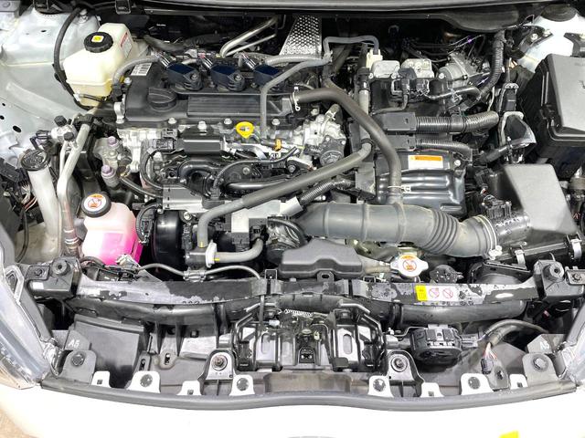 ヤリス ハイブリッドＸ　バックカメラ　８型ディスプレイオーディオ　１００Ｖ電源　トヨタセーフティセンス　レーダークルーズ　禁煙車　ＥＴＣ　オートハイビーム　車線逸脱警報　オートライト　オートエアコン　Ｂｌｕｅｔｏｏｔｈ（18枚目）