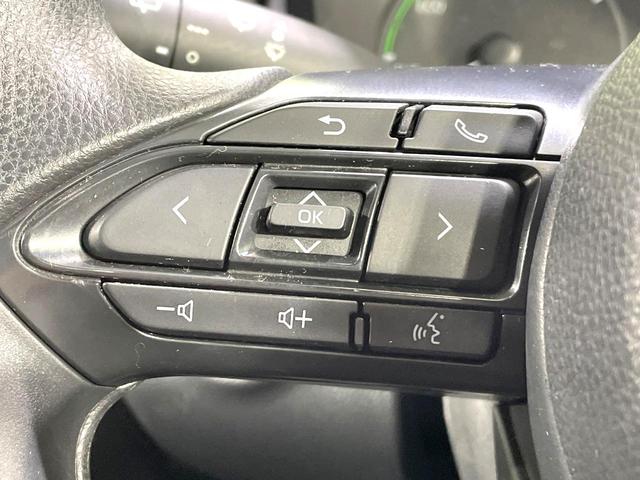 ヤリス ハイブリッドＸ　バックカメラ　８型ディスプレイオーディオ　１００Ｖ電源　トヨタセーフティセンス　レーダークルーズ　禁煙車　ＥＴＣ　オートハイビーム　車線逸脱警報　オートライト　オートエアコン　Ｂｌｕｅｔｏｏｔｈ（50枚目）