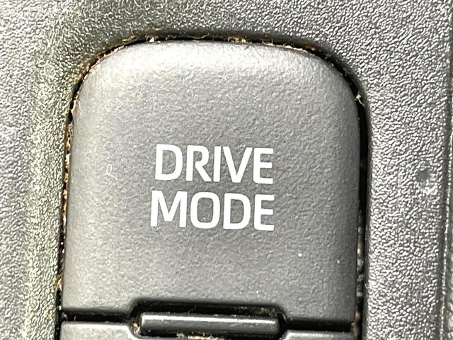 ヤリス ハイブリッドＸ　バックカメラ　８型ディスプレイオーディオ　１００Ｖ電源　トヨタセーフティセンス　レーダークルーズ　禁煙車　ＥＴＣ　オートハイビーム　車線逸脱警報　オートライト　オートエアコン　Ｂｌｕｅｔｏｏｔｈ（58枚目）