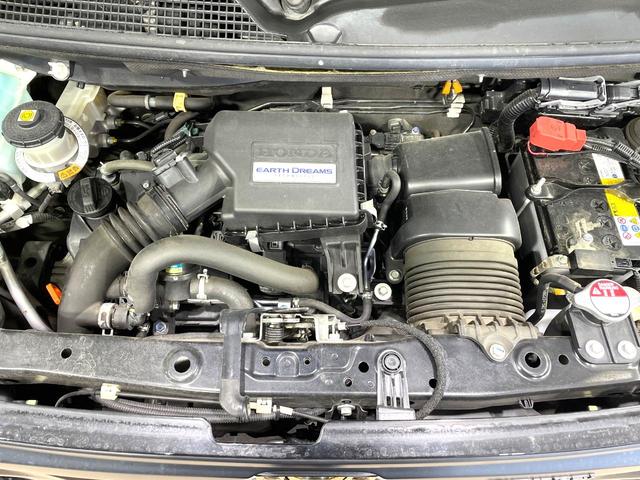 N-BOXカスタム G・Lターボホンダセンシング ターボ 両側電動スライドドア 純正8型ナビ 後席モニター バックカメラ ホンダセンシング アダプティブクルーズ ハーフレザーシート コーナーセンサー スマートキー LEDヘッド パドルシフト(18枚目)