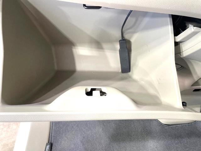 N-WGN G・Lパッケージ 純正SDナビ バックカメラ 禁煙車 スマートキー HIDヘッド オートライト オートエアコン Bluetooth CD DVD再生 地デジ(49枚目)