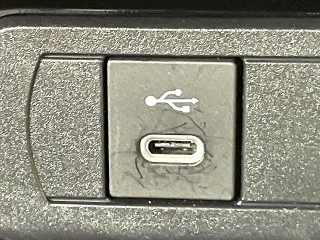 プリウス Z ガラスルーフ 純正12.3型ナビ パノラミックビューモニター 100V電源 プリクラッシュセーフティ レーダークルーズコントロール 禁煙車 シートエアコン スマートキー LEDヘッド ETC2.0(70枚目)