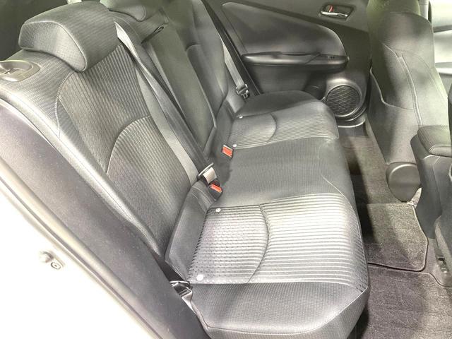 プリウス Ｓセーフティプラス　モデリスタフルエアロ　純正ＳＤナビ　バックカメラ　衝突被害軽減システム　レーダークルーズ　禁煙車　コーナーセンサー　スマートキー　ＬＥＤヘッド　ＥＴＣ　純正１５インチアルミ　オートハイビーム（9枚目）