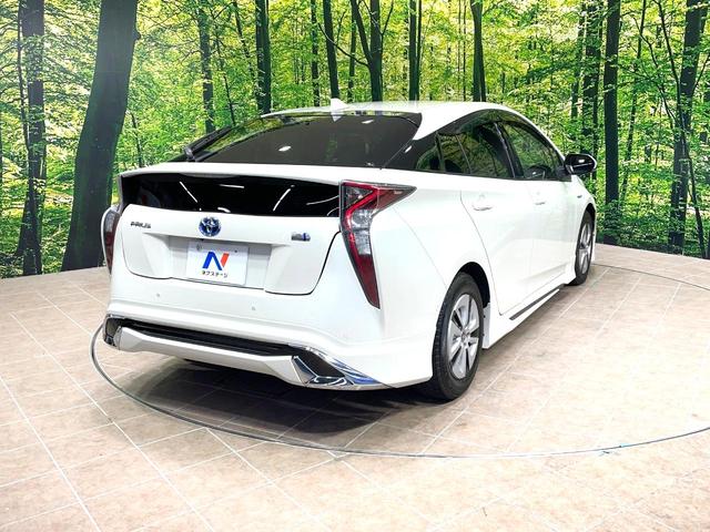 プリウス Ｓセーフティプラス　モデリスタフルエアロ　純正ＳＤナビ　バックカメラ　衝突被害軽減システム　レーダークルーズ　禁煙車　コーナーセンサー　スマートキー　ＬＥＤヘッド　ＥＴＣ　純正１５インチアルミ　オートハイビーム（17枚目）