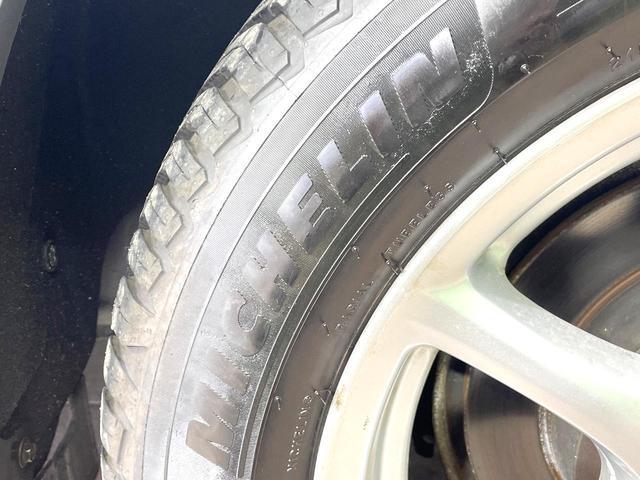 エスティマ ２．４アエラス　Ｇエディション　４ＷＤ　両側電動スライドドア　純正ＨＤＤナビ　バックカメラ　禁煙車　スマートキー　ＨＩＤヘッド　ＥＴＣ　純正１７インチアルミ　デュアルエアコン　リアエアコン　ＣＤ　ＤＶＤ再生　フルセグ（26枚目）