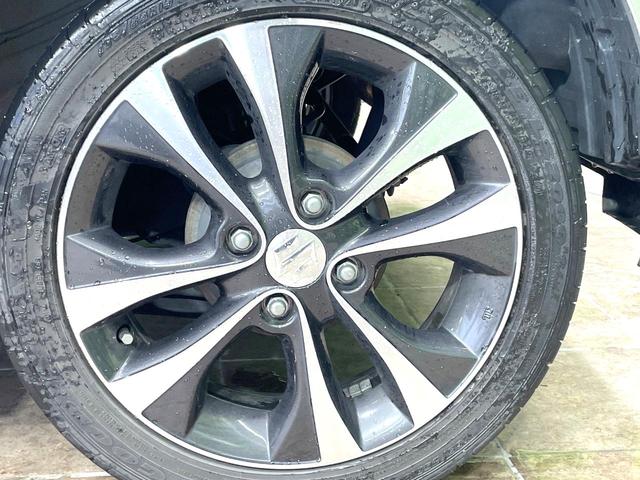ワゴンＲスティングレー Ｔ　衝突被害軽減システム　禁煙車　シートヒーター　スマートキー　ＨＩＤヘッド　ビルトインＥＴＣ　クルコン　純正１５インチアルミ　オートライト　オートエアコン　ＣＤ　パドルシフト（28枚目）