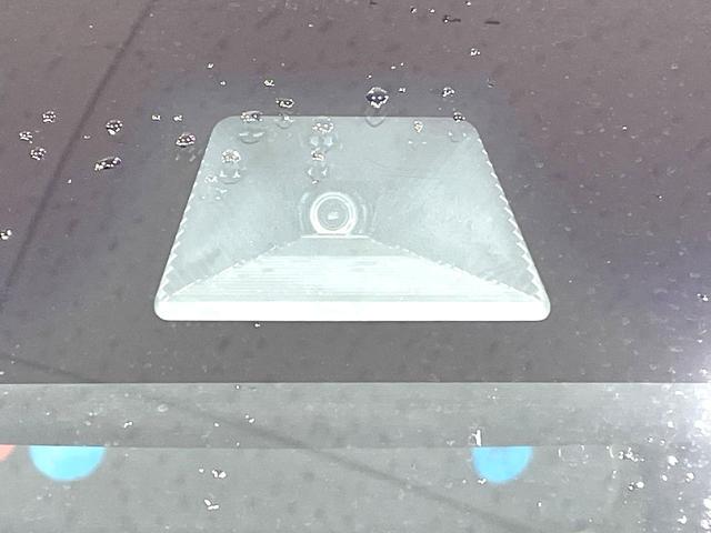 N-BOXカスタム G・Lホンダセンシング ホンダセンシング 電動スライドドア 純正SDナビ バックカメラ 禁煙車 スマートキー LEDヘッド ビルトインETC 純正14インチアルミホイール オートハイビーム オートライト オートエアコン(3枚目)