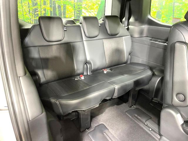 ステップワゴン スパーダ　登録済未使用車　両側電動ドア　純正１１．４型ナビ　バックカメラ　ホンダセンシング　アダプティブクルーズ　シートヒーター　コーナーセンサー　スマートキー　ＬＥＤヘッド　パワーバックドア　パドルシフト（10枚目）