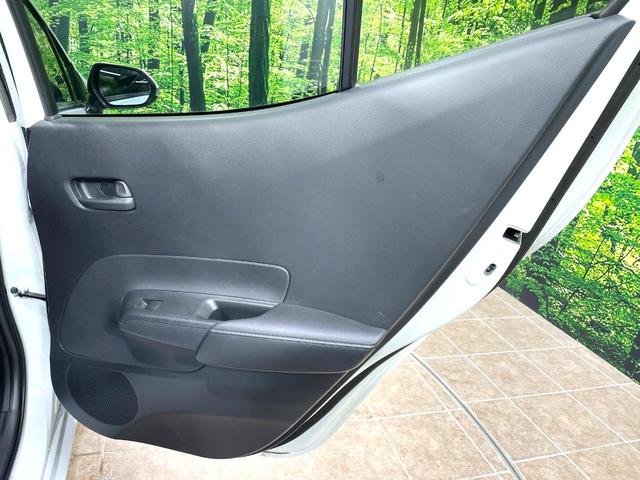 アクア Ｘ　ディスプレイオーディオ　バックカメラ　セーフティーセンス　レーダークルーズ　禁煙車　コーナーセンサー　スマートキー　ＬＥＤヘッド　ビルトインＥＴＣ　オートハイビーム　車線逸脱警報（41枚目）