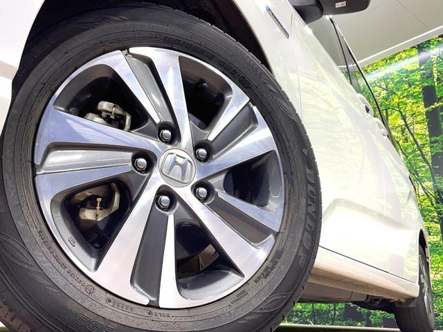 �y�����P�T�C���`�A���~�z�C�[���z�O�ςɃ}�b�`���������A���~�z�C�[���𑕒����Ă���܂��B�e��ЊO�A���~�z�C�[����A�X�^�b�h���X�^�C�����戵�����Ă���܂��B���񂲑��k����������