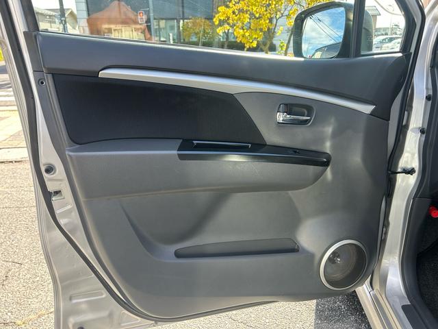 ワゴンＲスティングレー ＴＳ　オーディオ装着車　４ＷＤ　ターボ　スマートキー　エンジンスターター　パドルシフト　純正アルミ　記録簿（20枚目）