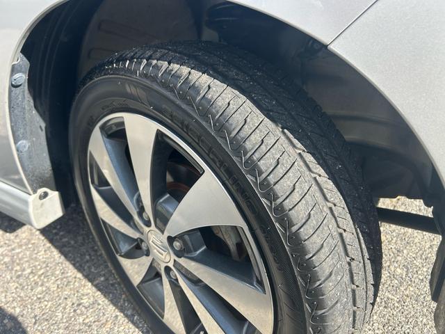 ワゴンＲスティングレー ＴＳ　オーディオ装着車　４ＷＤ　ターボ　スマートキー　エンジンスターター　パドルシフト　純正アルミ　記録簿（41枚目）