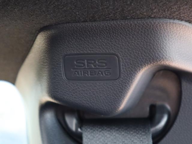 BRZ R ワンオーナー 6MT クルーズコントロール 17インチAW LEDヘッドライト スマートキー オートライト USB電源(37枚目)