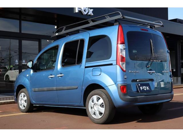 カングー ゼン ルーフキャリア 社外ナビ 両側スライドドア キーレスエントリー ETC 電動格納ミラー ヘッドライトレベライザー(8枚目)