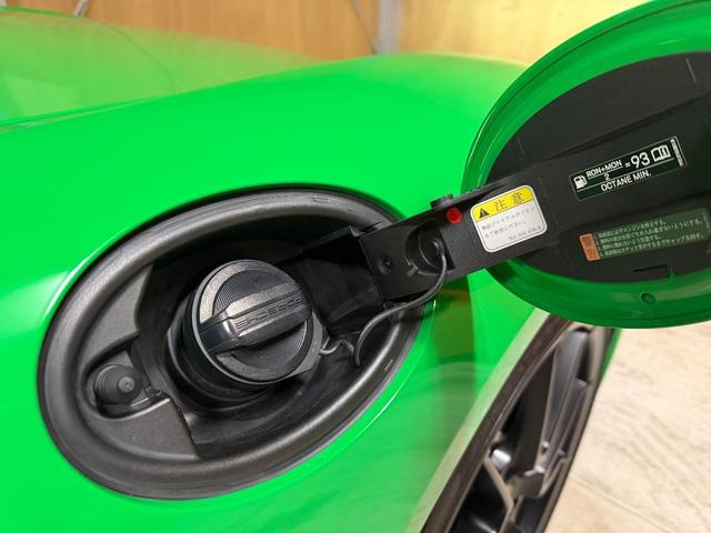 718ケイマン 718ケイマンGTS 4.0 Boxman軽井沢/PC認定中古/PCCB/タイヤ新品/カーボンステアリング/右MT/PASM/禁煙/パイソングリーン(28枚目)