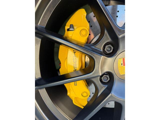 718ケイマン 718ケイマンGTS 4.0 Boxman軽井沢/PC認定中古/PCCB/タイヤ新品/カーボンステアリング/右MT/PASM/禁煙/パイソングリーン(35枚目)