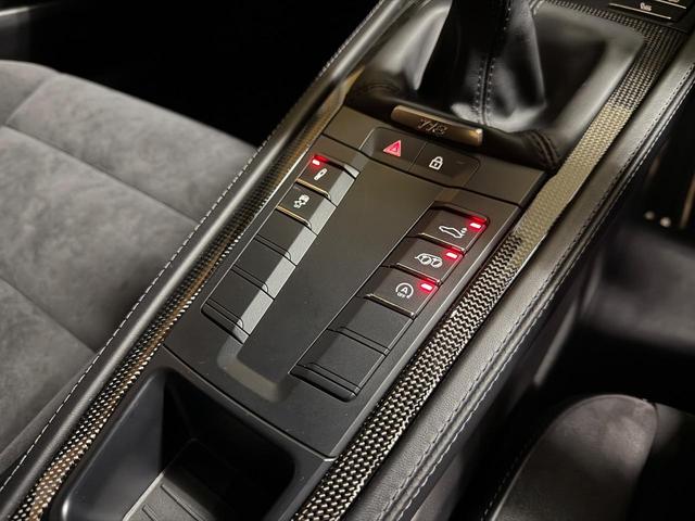 718ケイマン 718ケイマンGTS 4.0 Boxman軽井沢/PC認定中古/PCCB/タイヤ新品/カーボンステアリング/右MT/PASM/禁煙/パイソングリーン(52枚目)