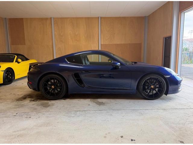 ７１８ケイマン ７１８ケイマンＧＴＳ　４．０　Ｂｏｘｍａｎ軽井沢／ＰＣ認定中古／ＰＣＣＢ／ＯＰ２６０万／右ＭＴ／スポクロ／スポエグ／ＰＡＳＭ／禁煙／ゲンチアンブルーメタリック（14枚目）