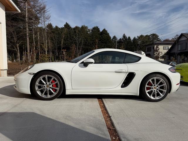 ７１８ケイマン ７１８ケイマンＳ　Ｂｏｘｍａｎ軽井沢／ホワイト２．９万キロ／認定中古車／スポーツクロノパッケージ／ＰＡＳＭ／禁煙（12枚目）
