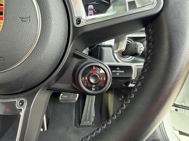 ７１８ケイマン ７１８ケイマンＳ　Ｂｏｘｍａｎ軽井沢／ホワイト２．９万キロ／認定中古車／スポーツクロノパッケージ／ＰＡＳＭ／禁煙（43枚目）