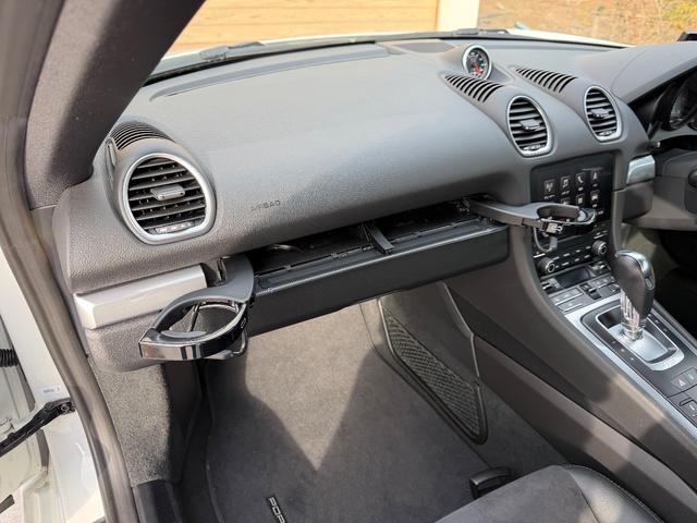 ７１８ケイマン ７１８ケイマンＳ　Ｂｏｘｍａｎ軽井沢／ホワイト２．９万キロ／認定中古車／スポーツクロノパッケージ／ＰＡＳＭ／禁煙（53枚目）