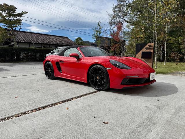 ７１８ボクスター ７１８ボクスターＧＴＳ　４．０　Ｂｏｘｍａｎ軽井沢／ＯＰ１８２万／１オーナー／ブルメスターサウンド／禁煙／レッドメーターパネル／ＰＡＳＭ／雨天未走行／ガレージ保管／走行１８００ｋｍ（12枚目）