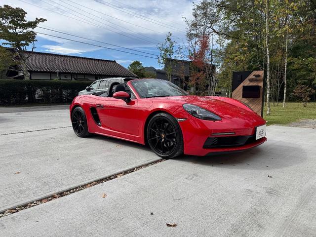 ７１８ボクスター ７１８ボクスターＧＴＳ　４．０　Ｂｏｘｍａｎ軽井沢／ＯＰ１８２万／１オーナー／ブルメスターサウンド／禁煙／レッドメーターパネル／ＰＡＳＭ／雨天未走行／ガレージ保管／走行１８００ｋｍ（13枚目）