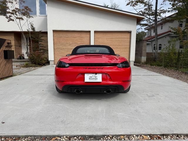 ７１８ボクスター ７１８ボクスターＧＴＳ　４．０　Ｂｏｘｍａｎ軽井沢／ＯＰ１８２万／１オーナー／ブルメスターサウンド／禁煙／レッドメーターパネル／ＰＡＳＭ／雨天未走行／ガレージ保管／走行１８００ｋｍ（17枚目）