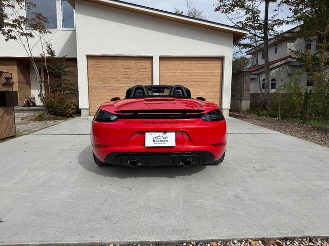 ７１８ボクスター ７１８ボクスターＧＴＳ　４．０　Ｂｏｘｍａｎ軽井沢／ＯＰ１８２万／１オーナー／ブルメスターサウンド／禁煙／レッドメーターパネル／ＰＡＳＭ／雨天未走行／ガレージ保管／走行１８００ｋｍ（18枚目）