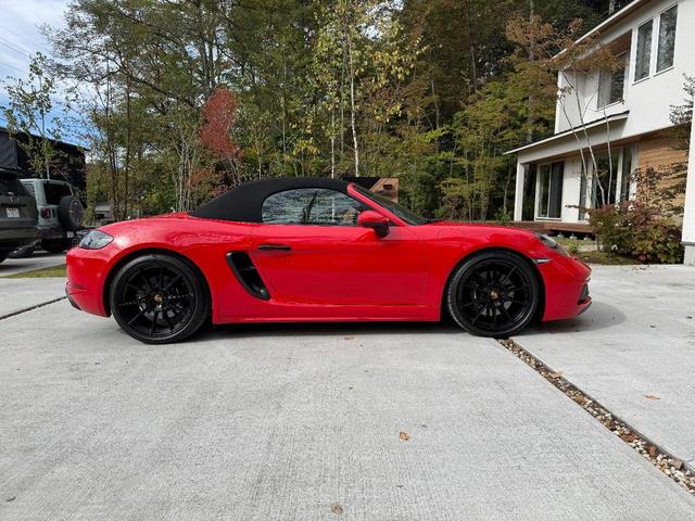 ７１８ボクスター ７１８ボクスターＧＴＳ　４．０　Ｂｏｘｍａｎ軽井沢／ＯＰ１８２万／１オーナー／ブルメスターサウンド／禁煙／レッドメーターパネル／ＰＡＳＭ／雨天未走行／ガレージ保管／走行１８００ｋｍ（20枚目）